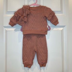 Tahari Girls Outfit Set Size 0-3‎ months